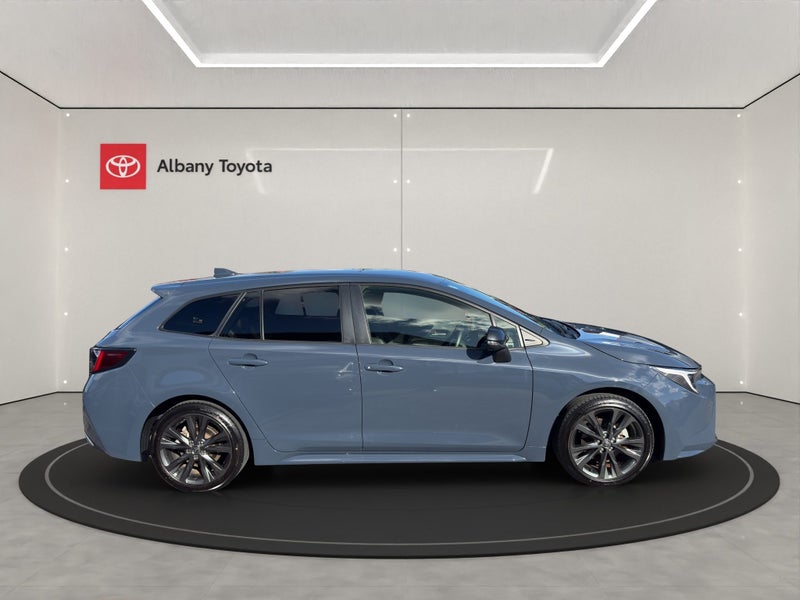 2023 Toyota Corolla 1.8 Hybrid WxB 5 Dr Wagon C... image 2