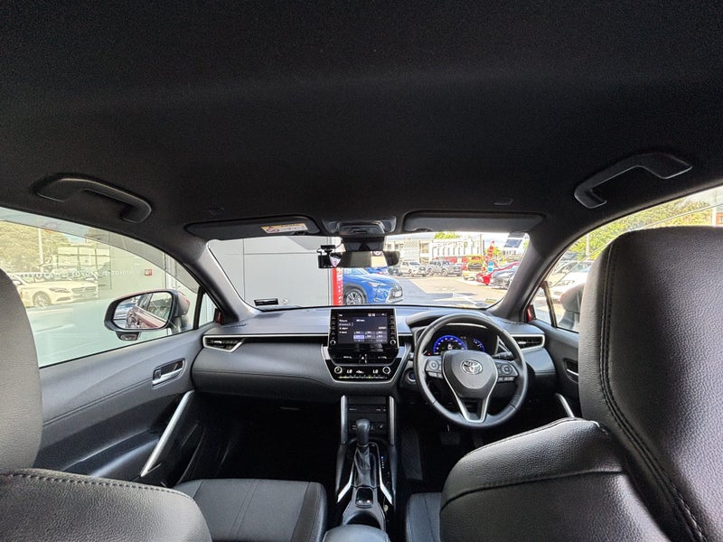 2023 Toyota Corolla Cross 1.8 HYBRID 4WD LIMITED image 2