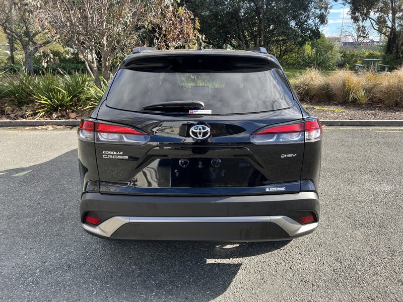 2023 Toyota Corolla Cross 1.8 Hybrid Z image 4