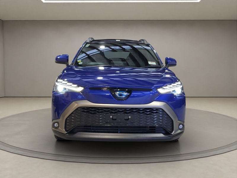 2023 Toyota Corolla Cross 1.8L Hybrid Z 2WD SUV image 2
