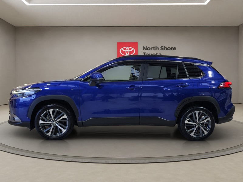 2023 Toyota Corolla Cross 1.8L Hybrid Z 2WD SUV image 4