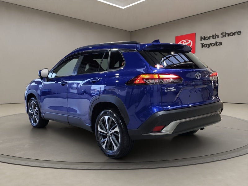 2023 Toyota Corolla Cross 1.8L Hybrid Z 2WD SUV image 5