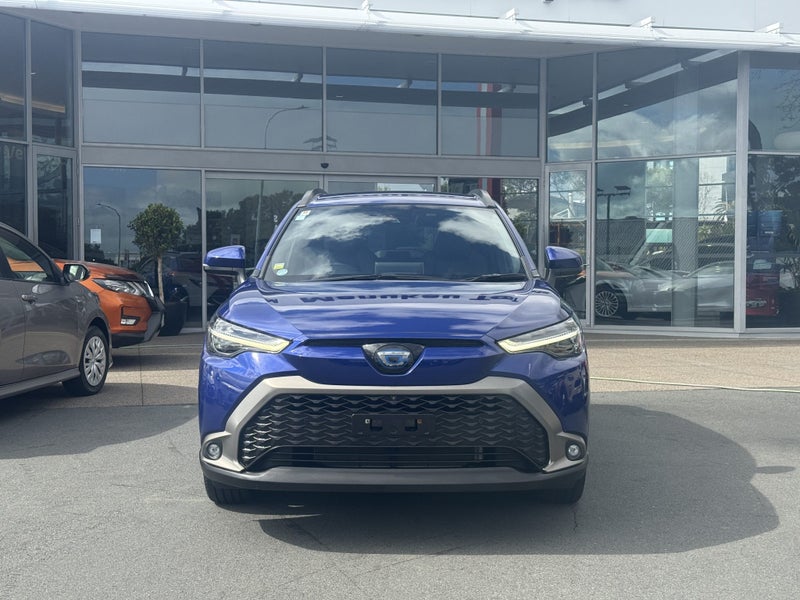 2023 Toyota Corolla Cross Cross 1.8 Hybrid Z 5... image 3