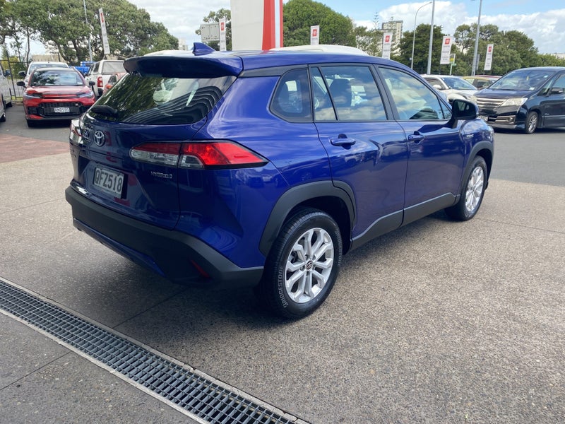 2023 Toyota Corolla Cross GX 2.0 Hybrid image 2