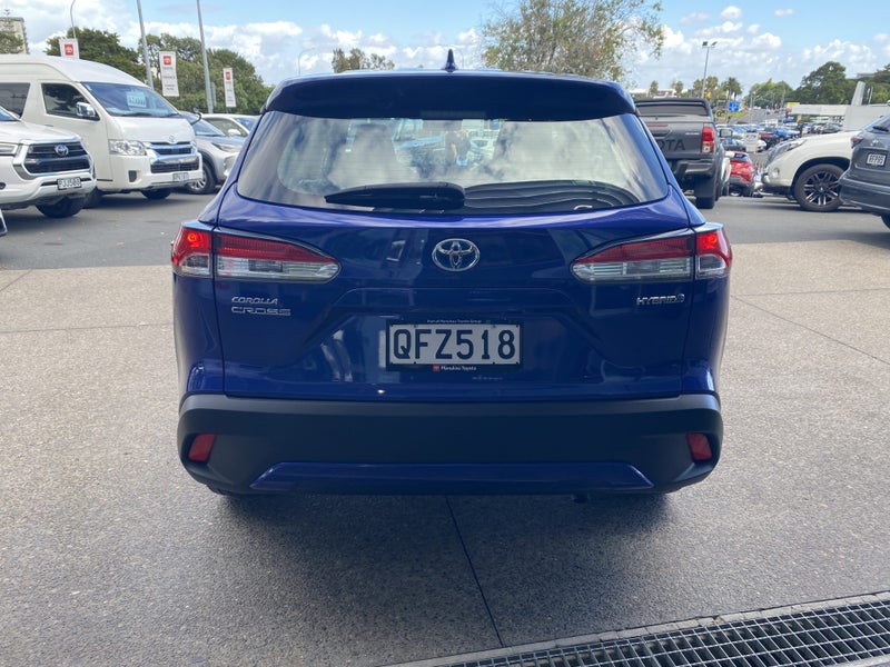 2023 Toyota Corolla Cross GX 2.0 Hybrid image 3