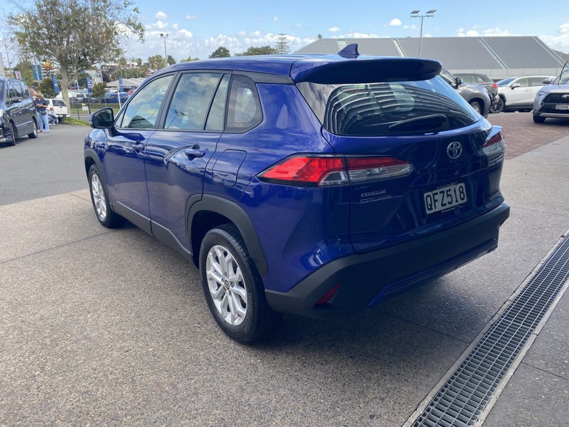 2023 Toyota Corolla Cross GX 2.0 Hybrid image 5