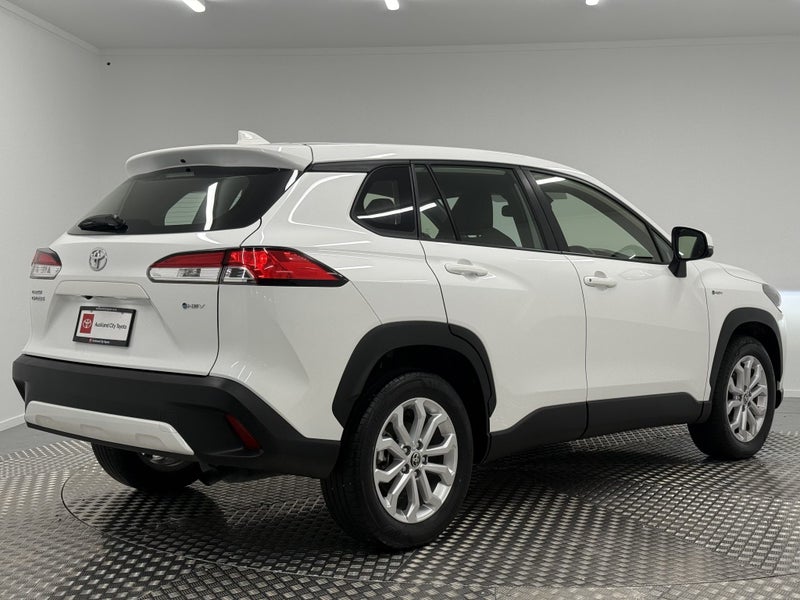 2023 Toyota Corolla Cross GX 2.0 Hybrid image 3