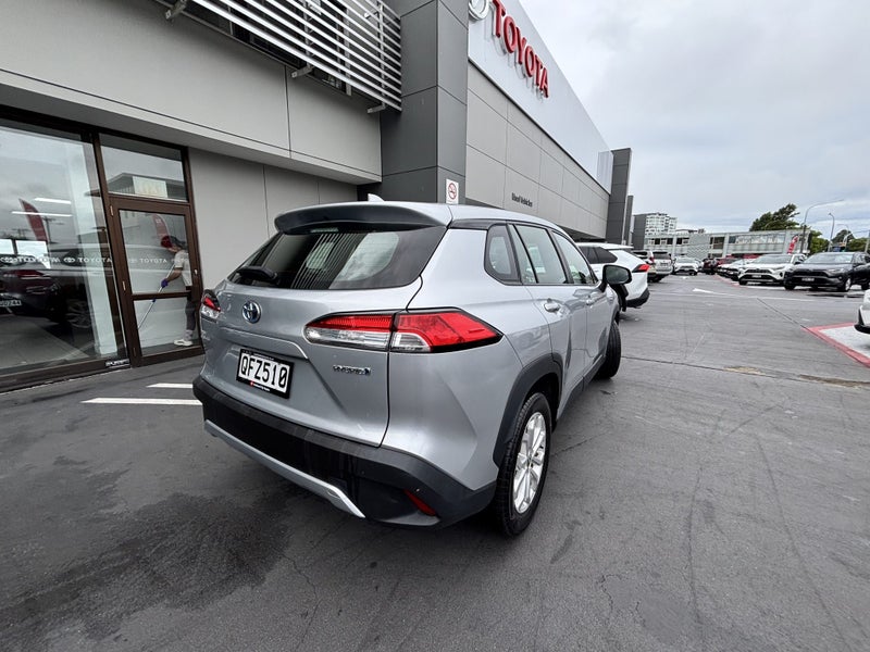 2023 Toyota Corolla Cross GX 2.0 HYBRID POPULAR... image 3