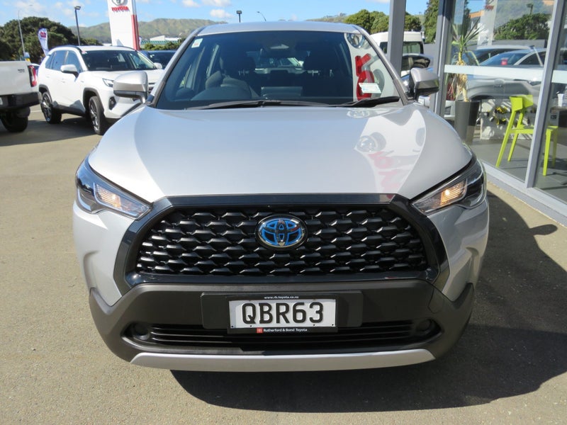 2023 Toyota Corolla Cross GX 2.0P HEV image 3