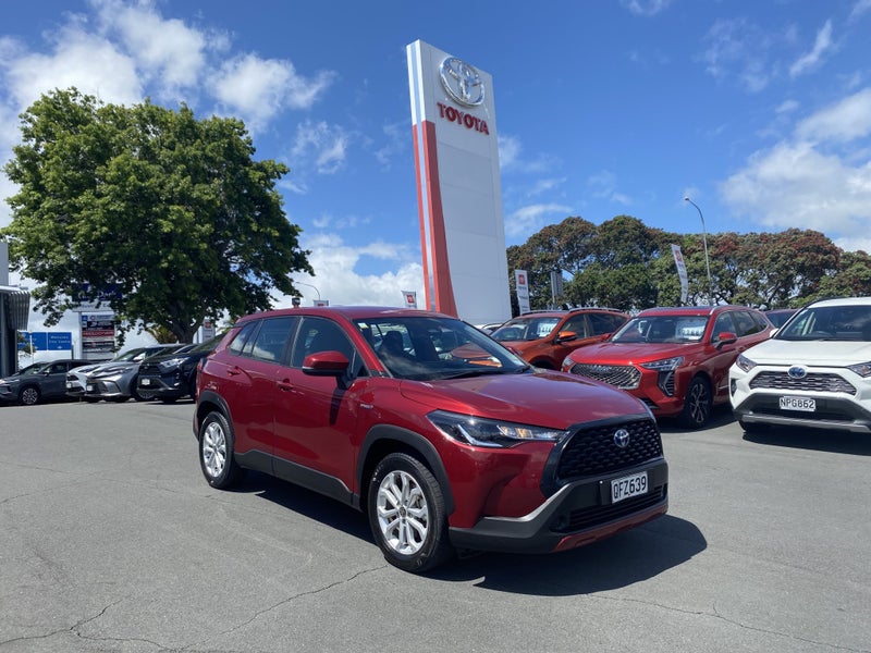 2023 Toyota Corolla Cross GX 2.0P HEV ECVT FWD... image 1