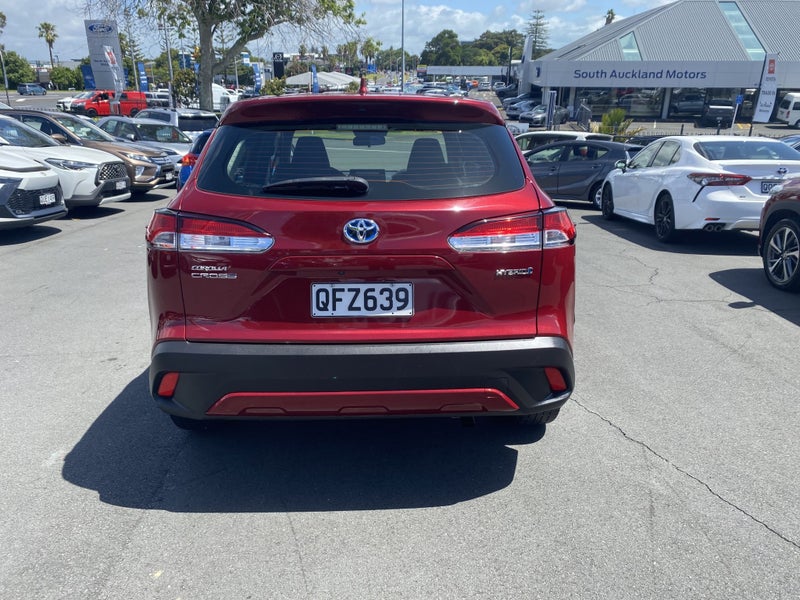 2023 Toyota Corolla Cross GX 2.0P HEV ECVT FWD... image 3