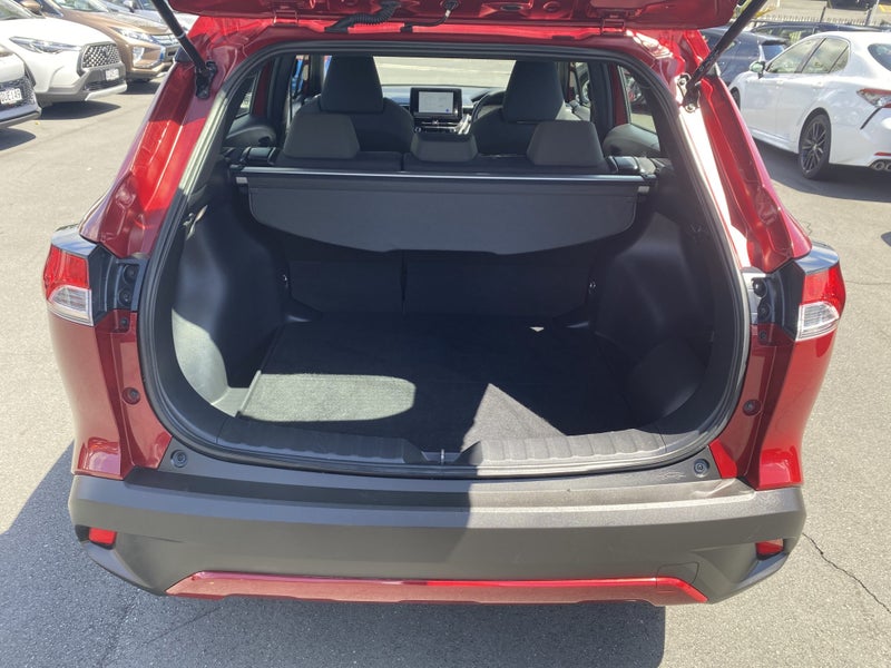 2023 Toyota Corolla Cross GX 2.0P HEV ECVT FWD... image 4