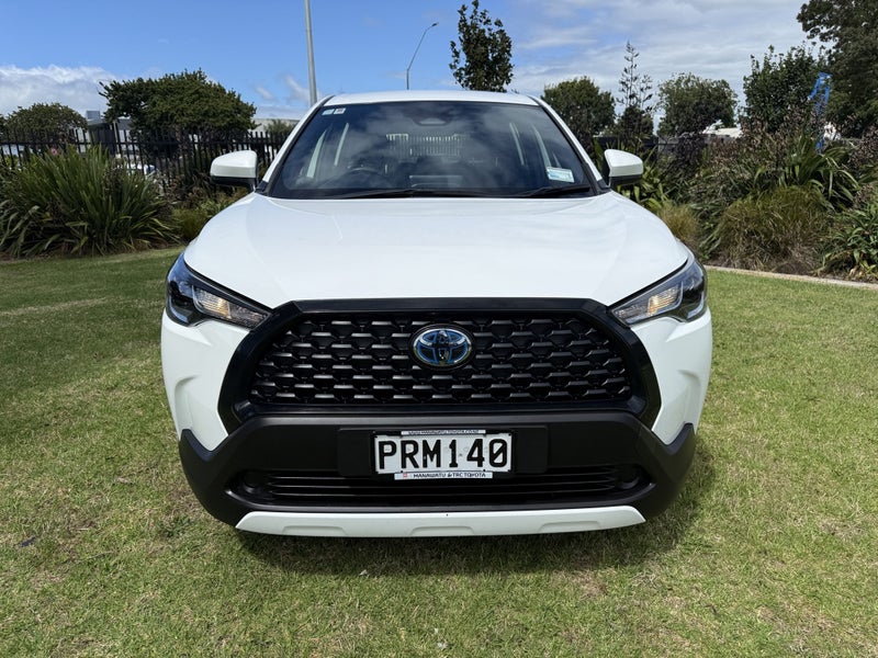 2023 Toyota Corolla Cross GX 2.0P HEV ECVT FWD SUV image 2