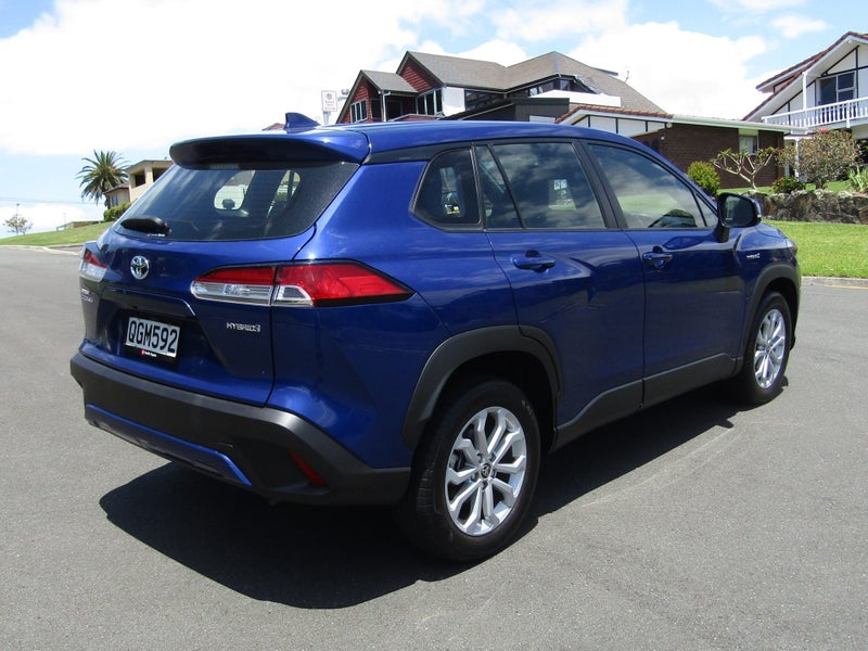 2023 Toyota Corolla Cross GX 2.0P Hybrid image 4