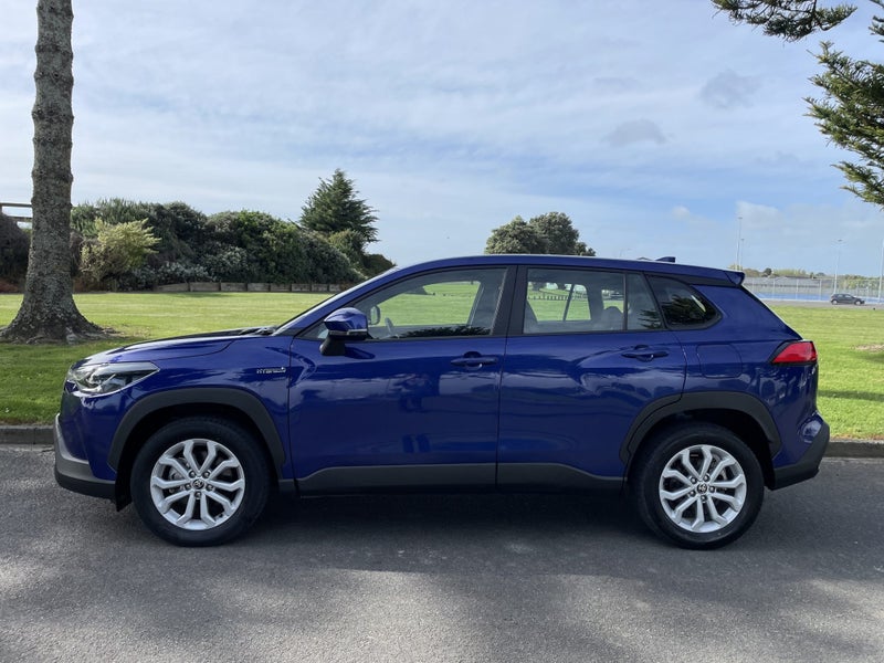 2023 Toyota Corolla Cross GX 2.0P Hybrid Automa... image 2