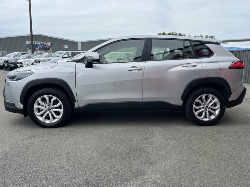 2023 Toyota Corolla Cross GX 2.0P Hybrid FWD Au... image 5