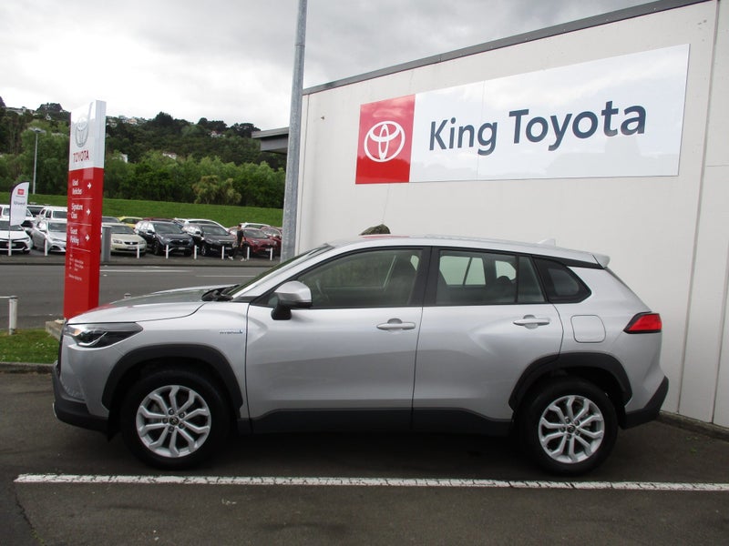 2023 Toyota Corolla Cross GX 2.0P Hybrid NZ New image 2