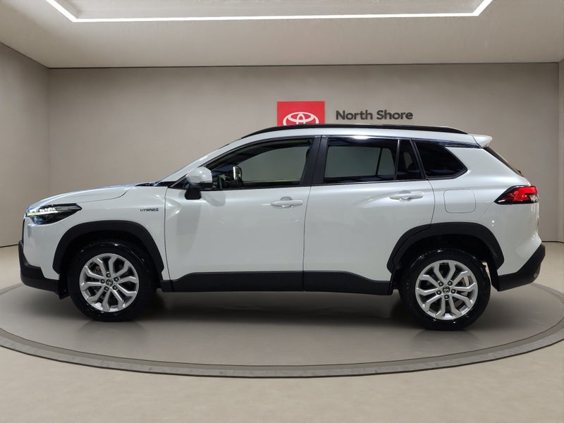 2023 Toyota Corolla Cross GXL 2.0L Hybrid FWD SUV image 4