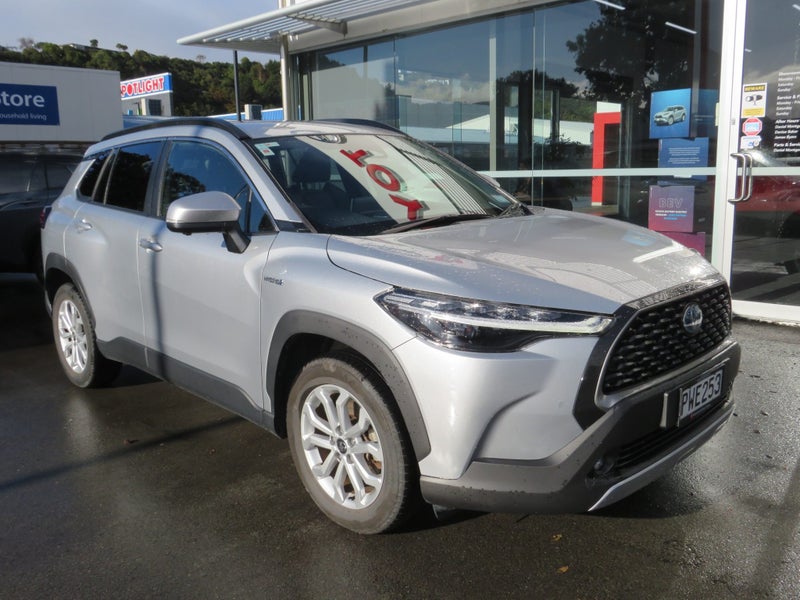 2023 Toyota Corolla Cross GXL 2.0P HEV ECVT FWD... image 2