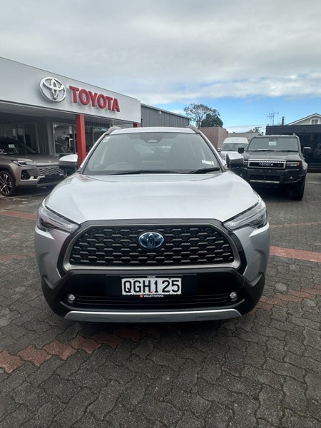 2023 Toyota Corolla Cross GXL 2.0P HEV ECVT FWD... image 2