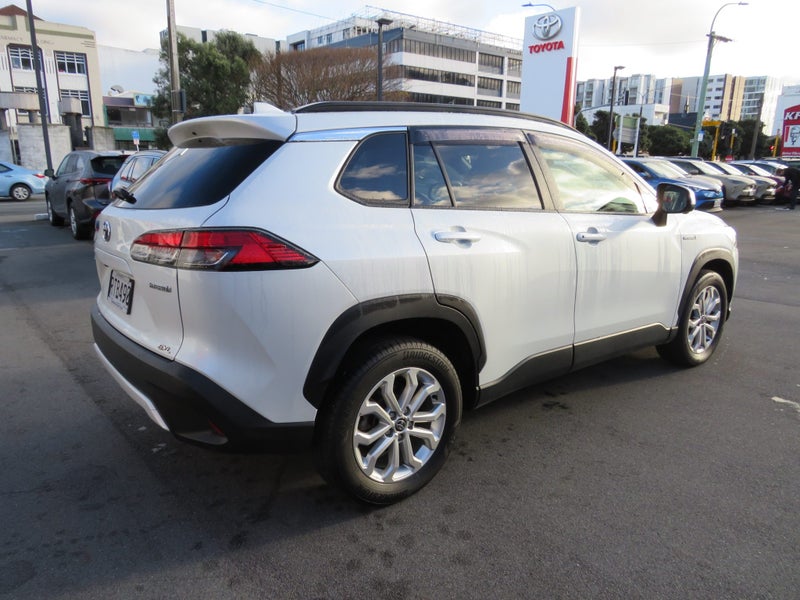 2023 Toyota Corolla Cross GXL 2.0P Hybrid image 4