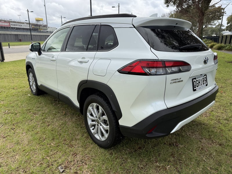 2023 Toyota Corolla Cross GXL 2.0P Hybrid Autom... image 5