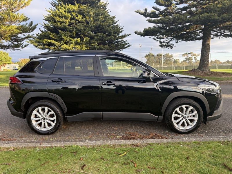 2023 Toyota Corolla Cross GXL 2.0P Hybrid FWD A... image 2