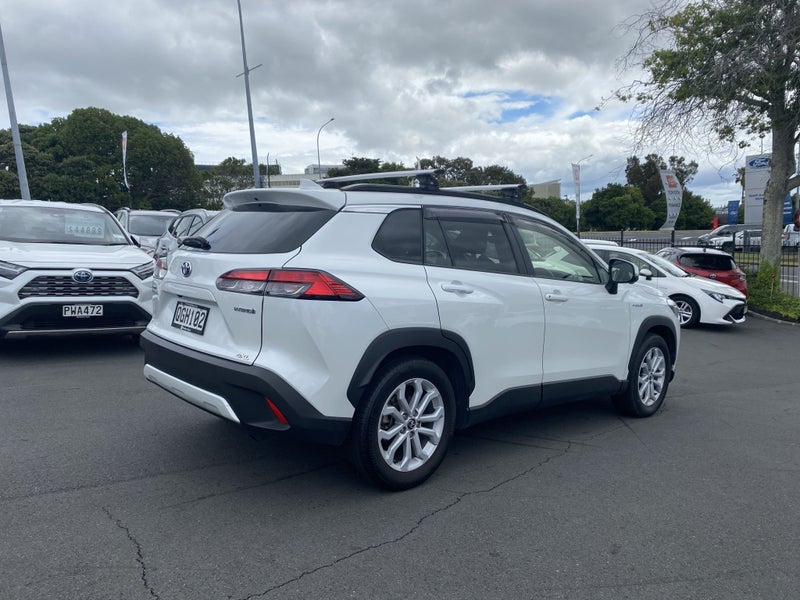 2023 Toyota Corolla Cross GXL 2.0P Hybrid SUV image 2