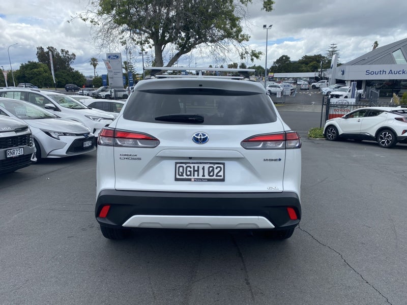 2023 Toyota Corolla Cross GXL 2.0P Hybrid SUV image 3