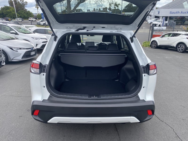 2023 Toyota Corolla Cross GXL 2.0P Hybrid SUV image 4