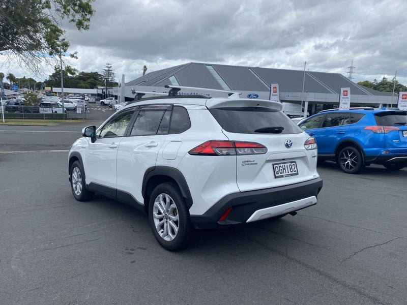 2023 Toyota Corolla Cross GXL 2.0P Hybrid SUV image 5