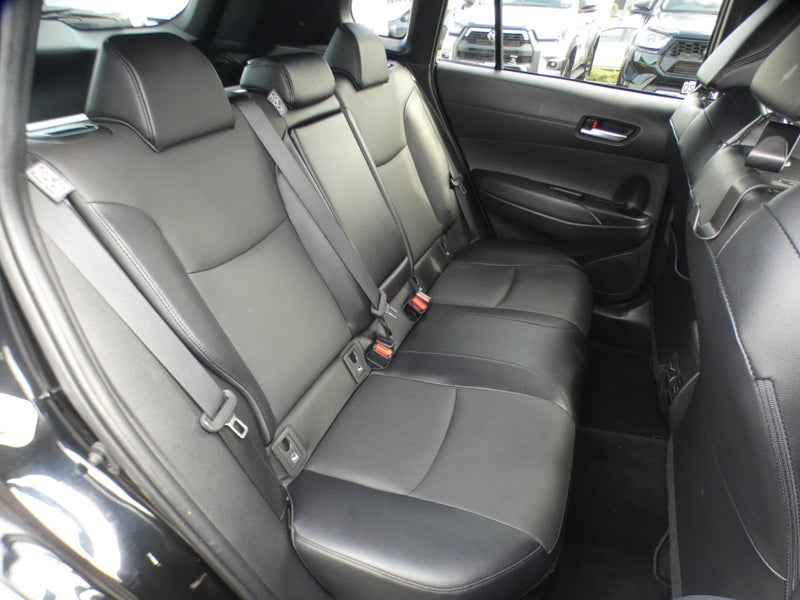 2023 Toyota Corolla Cross Limited 2.0P HEV AWD image 2