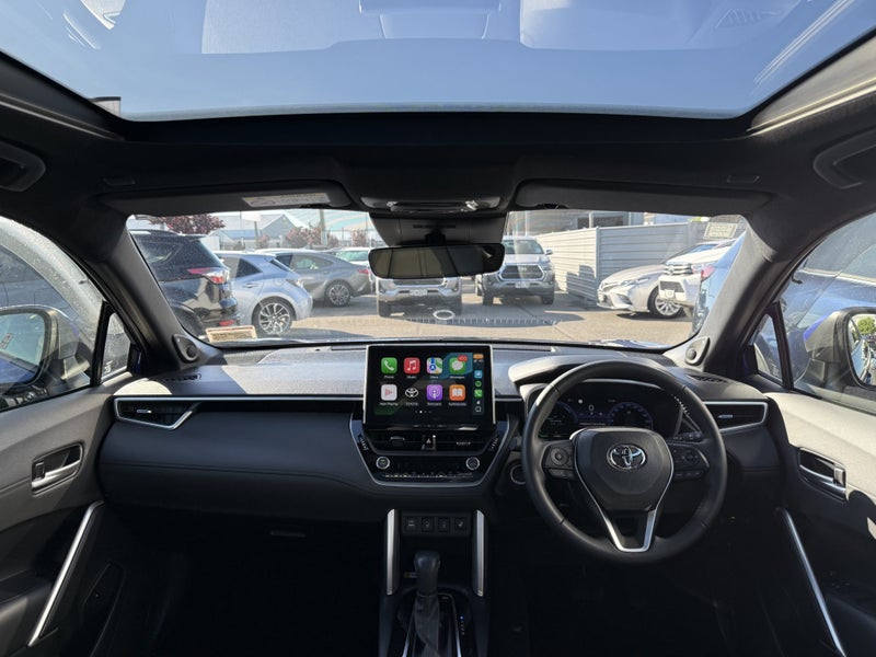 2023 Toyota Corolla Cross Limited 2.0P HEV ECVT... image 2