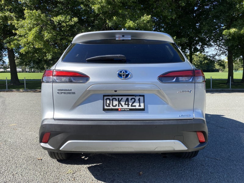 2023 Toyota Corolla Cross Limited 2.0P HEV ECVT... image 4