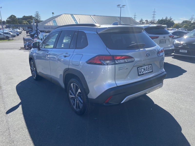 2023 Toyota Corolla Cross Limited 2.0P Hybrid AWD image 5