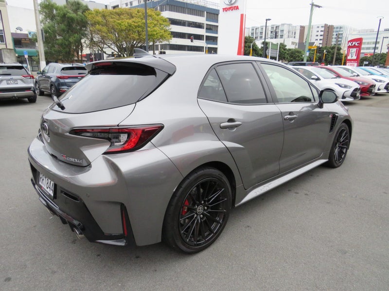 2023 Toyota Corolla GR 1.6PT 4WD 6SP MAN image 4
