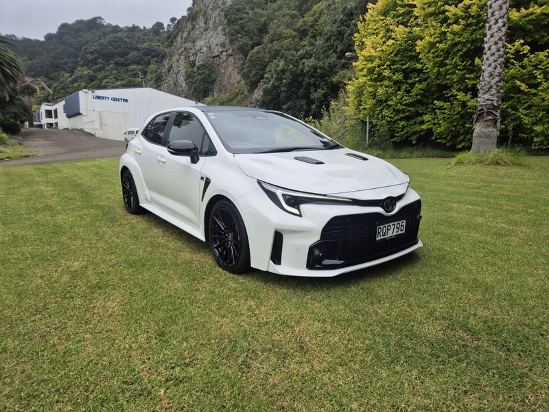 2023 Toyota Corolla GR 1.6PT 6MT AWD image 3