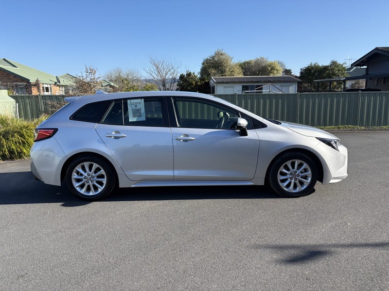 2023 Toyota Corolla GX 1.8 HEV ECVT FWD image 2