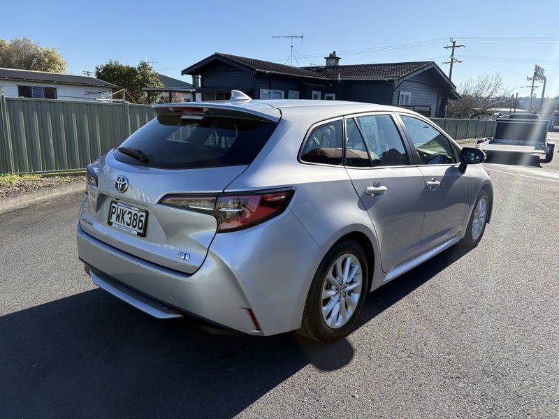 2023 Toyota Corolla GX 1.8 HEV ECVT FWD image 3