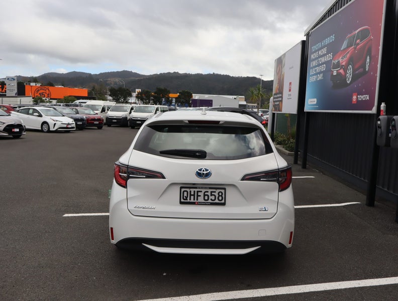 2023 Toyota Corolla GX 1.8 HEV ECVT FWD WG/5D/5S image 3