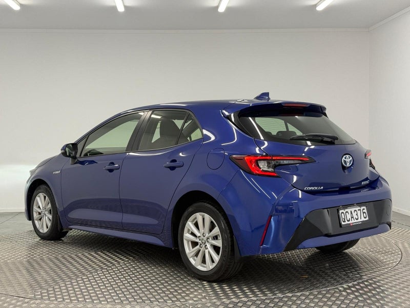 2023 Toyota Corolla GX 1.8 Hybrid image 5