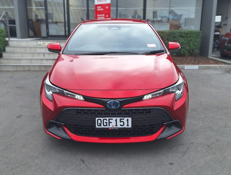 2023 Toyota Corolla GX 1.8 Hybrid image 2