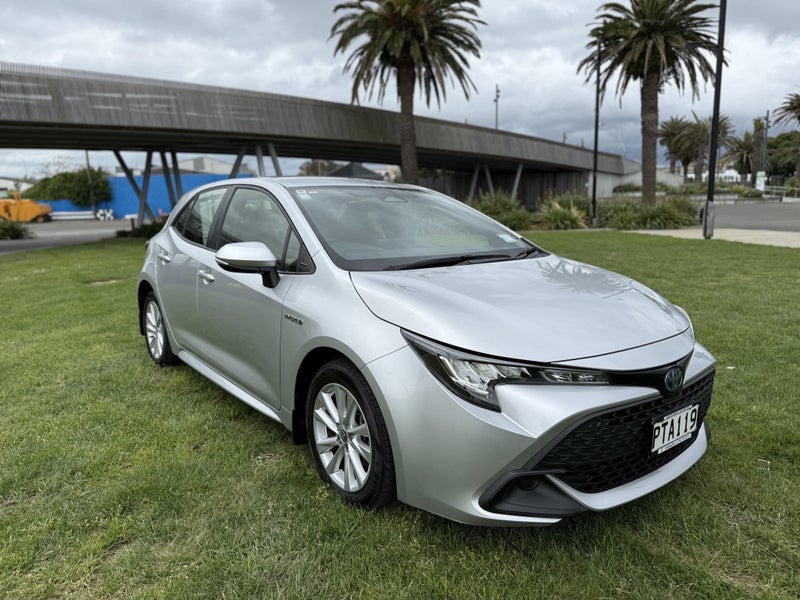 2023 Toyota Corolla GX 1.8 Hybrid Automatic Hatch image 1