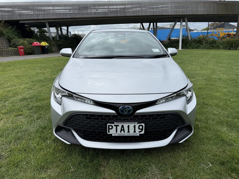 2023 Toyota Corolla GX 1.8 Hybrid Automatic Hatch image 2