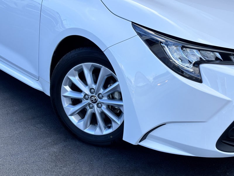 2023 Toyota Corolla GX 1.8 HYBRID SPACIOUS WAGON image 5