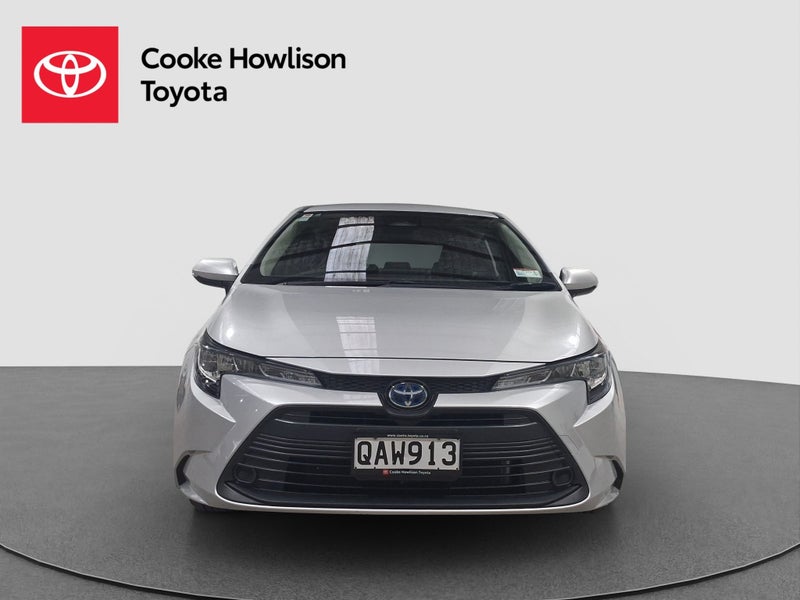 2023 Toyota Corolla GX 1.8L Hybrid Wagon image 2