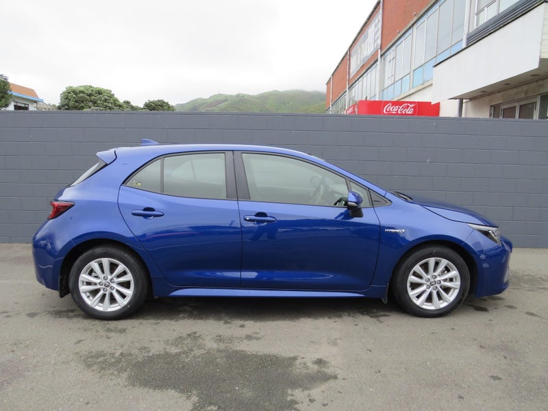 2023 Toyota Corolla GX 1.8P HEV image 4