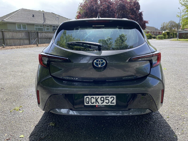 2023 Toyota Corolla GX 1.8P HEV Hatch image 4