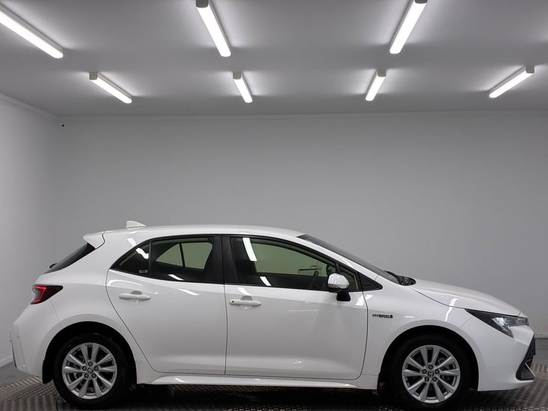 2023 Toyota Corolla GX 1.8P Hybrid image 2