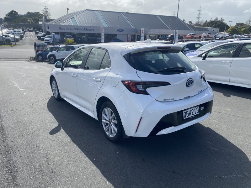 2023 Toyota Corolla GX 1.8P Hybrid image 5